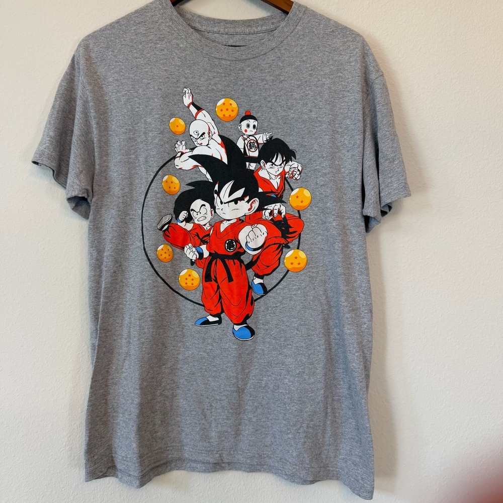 Dragon Ball Z Shirt Mens‎ Medium Gray Anime Graphic Goku Krillin Yamcha Tien
